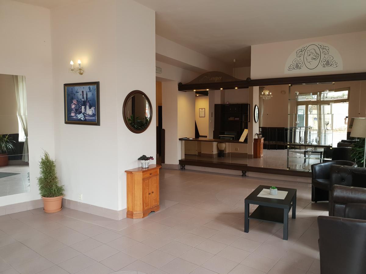 Hotel Libuse - Prague — Photos 2